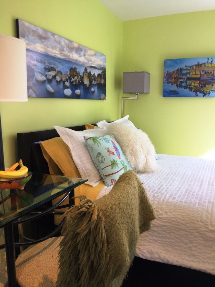 A Float Home B&B In Fisherman'S Wharf Victoria Eksteriør billede