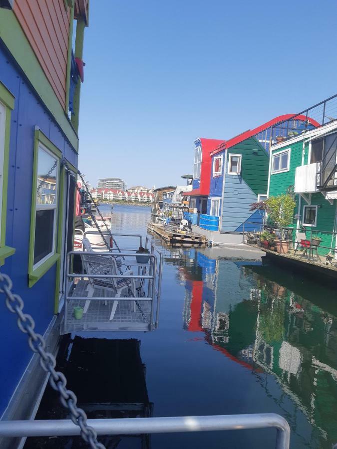 A Float Home B&B In Fisherman'S Wharf Victoria Eksteriør billede